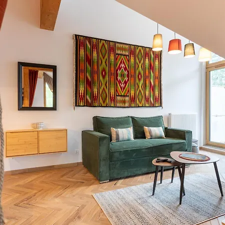 Blisko Wyciągu 24 *